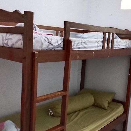 Tiga Dua Homestay Yogyakarta Exterior photo